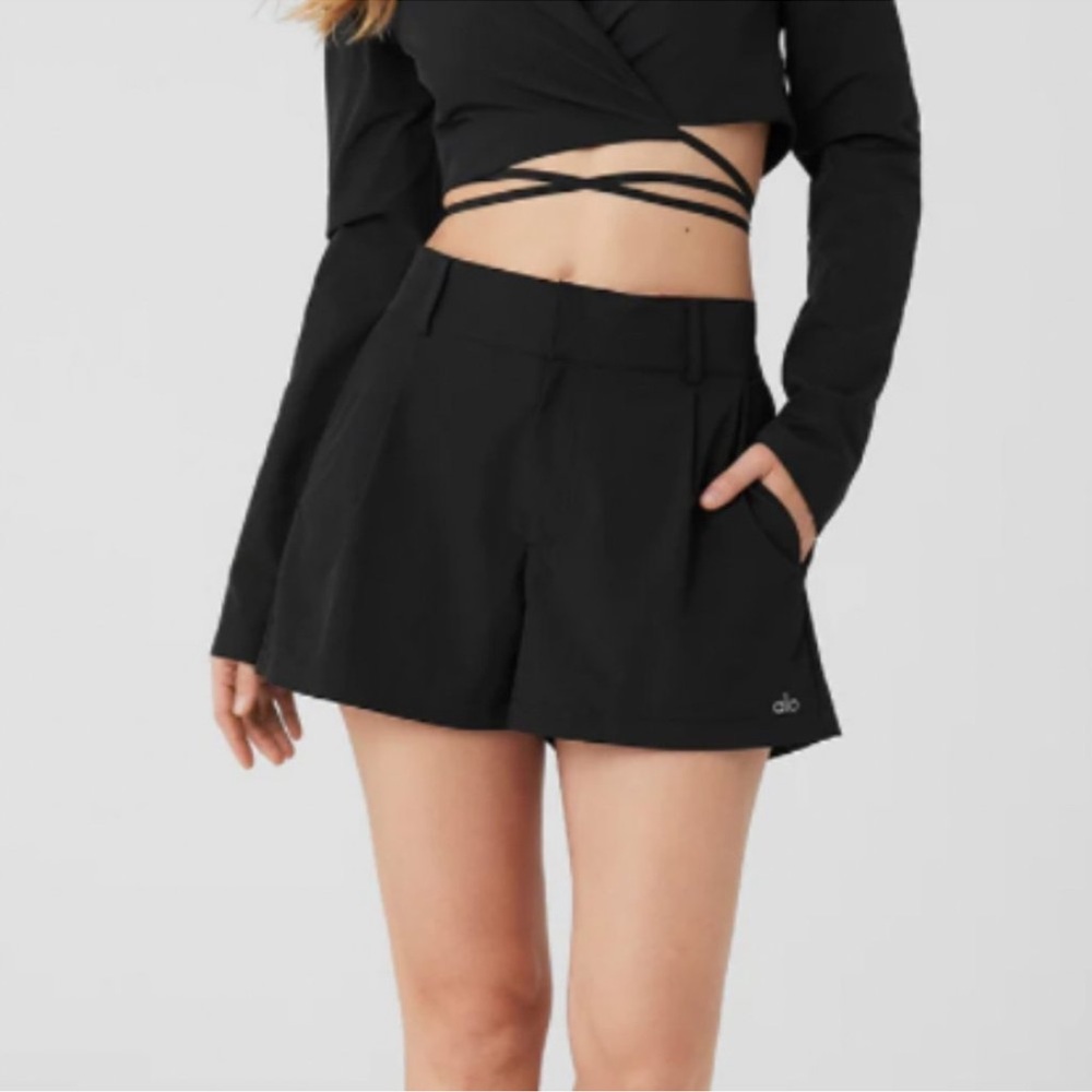 ALO Yoga Black High Waist Women Shorts